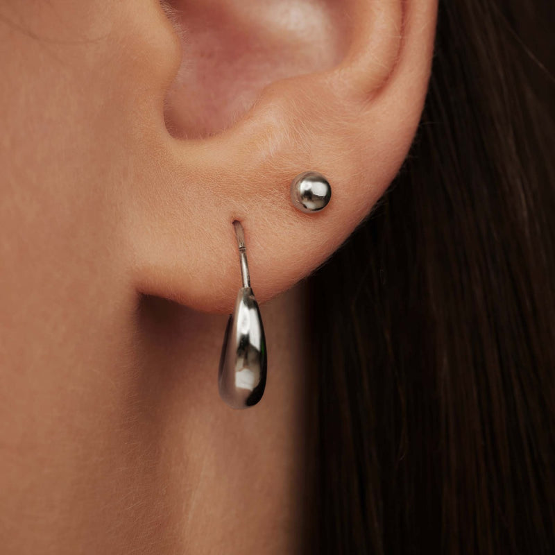 Isabel Bernard Saint Germain Nadie 14 karat white gold ear studs with sphere IB360275-zoom-