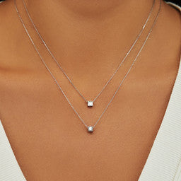 Isabel Bernard Saint Germain Felie 14 Carat Whitegold cube Charm IB350048