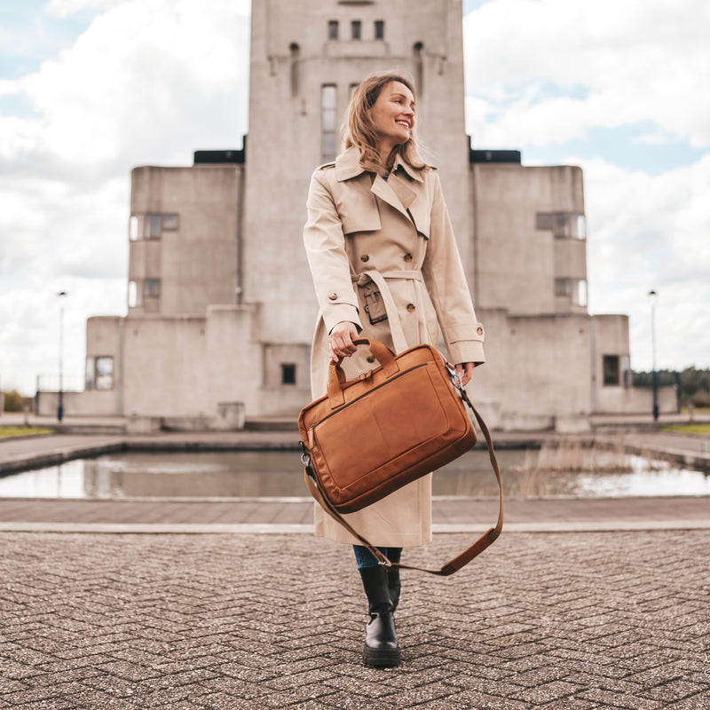 The Chesterfield Brand Calvi Cognac Laptop Bag C40.103331-zoom-