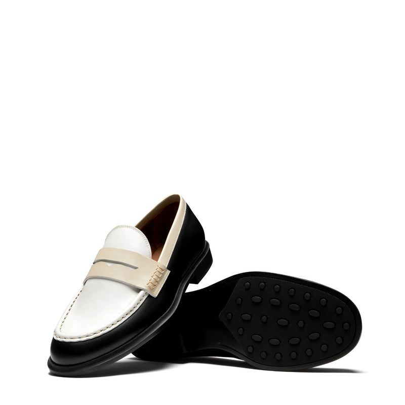 Isabel Bernard Vendôme Blandine black-white calfskin leather loafers with white details IB51015-10170-36-zoom-