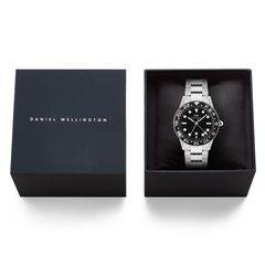Daniel Wellington Iconic Link Black Ceramic Bezel Men's Watch DW00100919