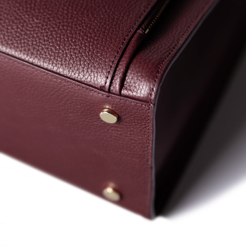 Isabel Bernard Honoré Nadine bordeaux red calfskin leather handbag with 13 inch laptop compartment IB25110-052-13-zoom-