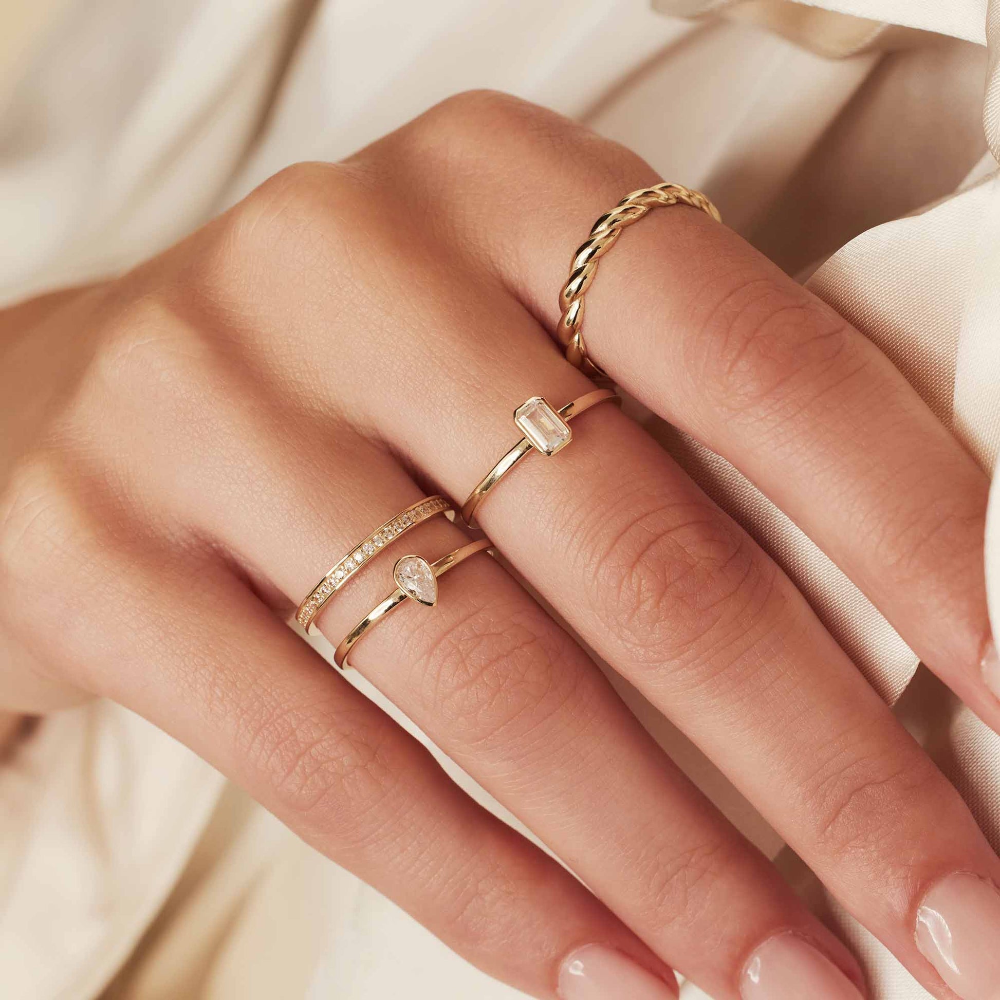 Isabel Bernard Baguette Genevieve 14 karaat gouden ring IB330082-48