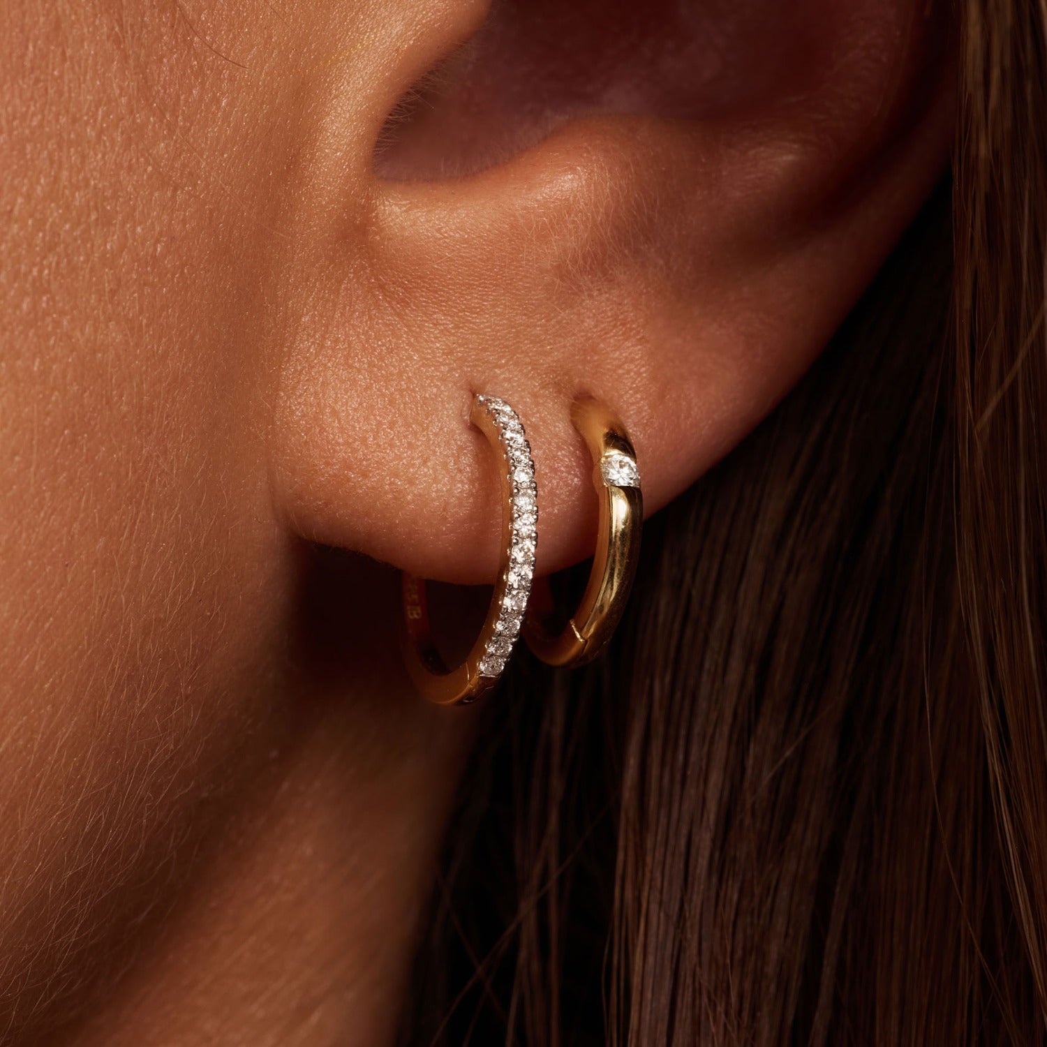 Isabel Bernard De la Paix Mia 14 Karat gold earring with diamond 0.06 carat IBD360037