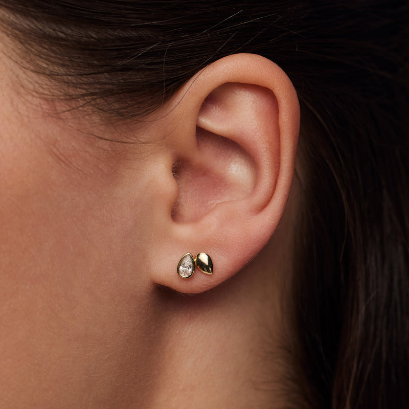 Beloro Jewels Monte Napoleone Natalia 9 carat gold Ear Studs BO360019-zoom-