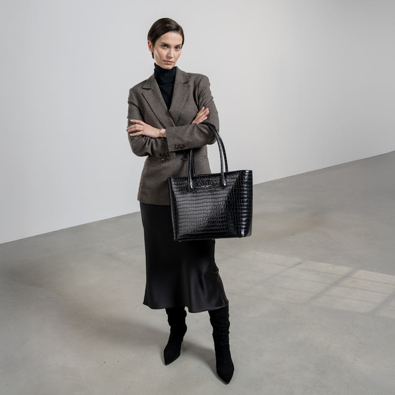 Isabel Bernard Honoré Lysanne Croco Black Calfskin Shopper IB25024-zoom-