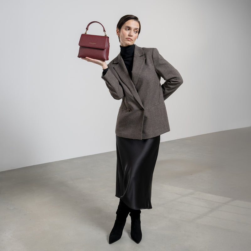Isabel Bernard Femme Forte Heline Bordeaux Calfskin Leather Handbag IB21121-zoom-