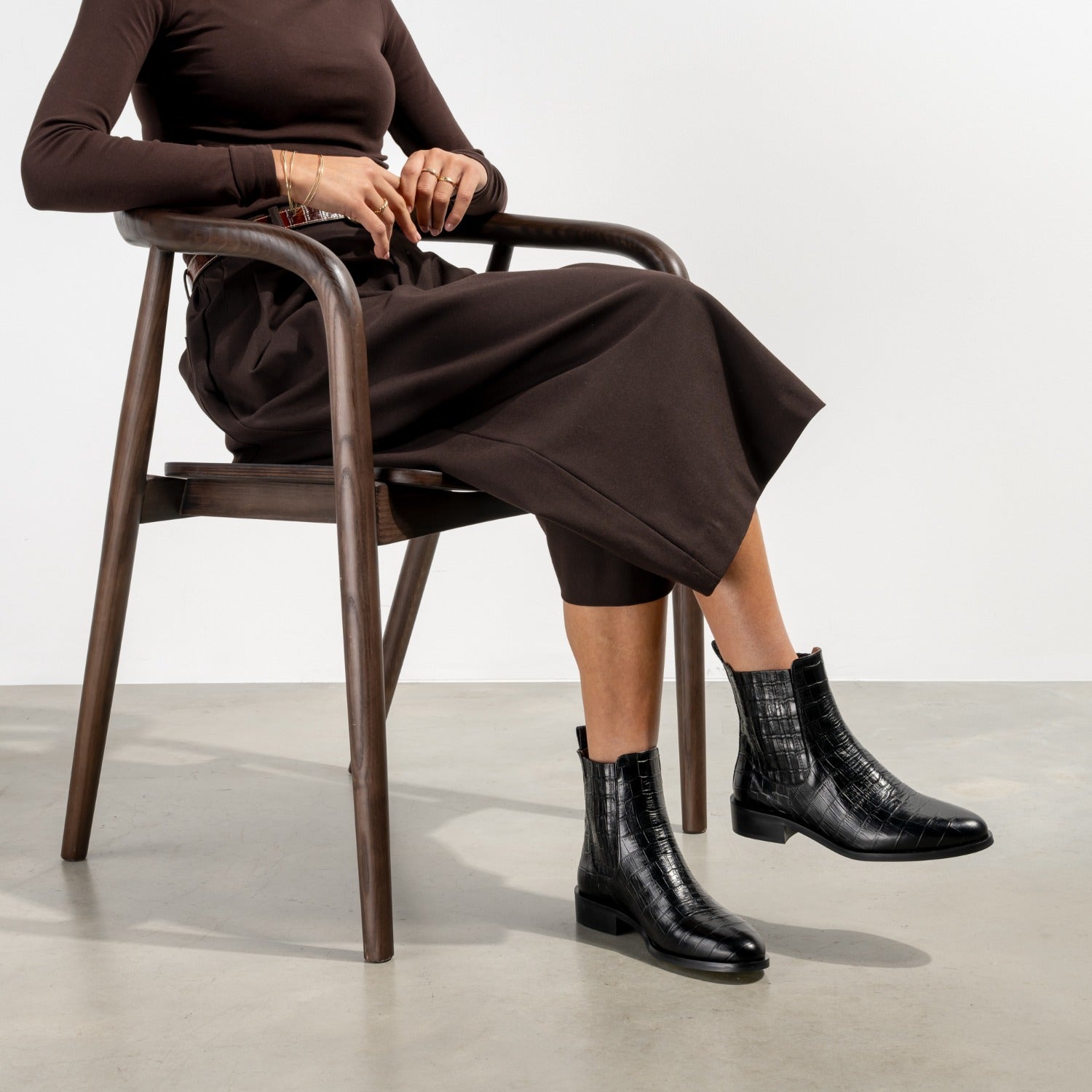Isabel Bernard Vendôme Chey Croco Black Calfskin Leather Chelsea Boots IB53012-201-40