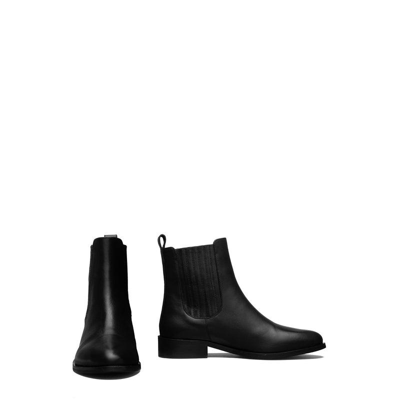 Isabel Bernard Vendôme Chey Black Calfskin Leather Chelsea Boots IB53012-001-42-zoom-