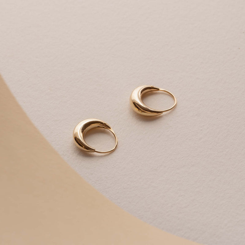 Isabel Bernard Rivoli Maryn 14 Carat Golden Hoop Earrings IB360203-zoom-