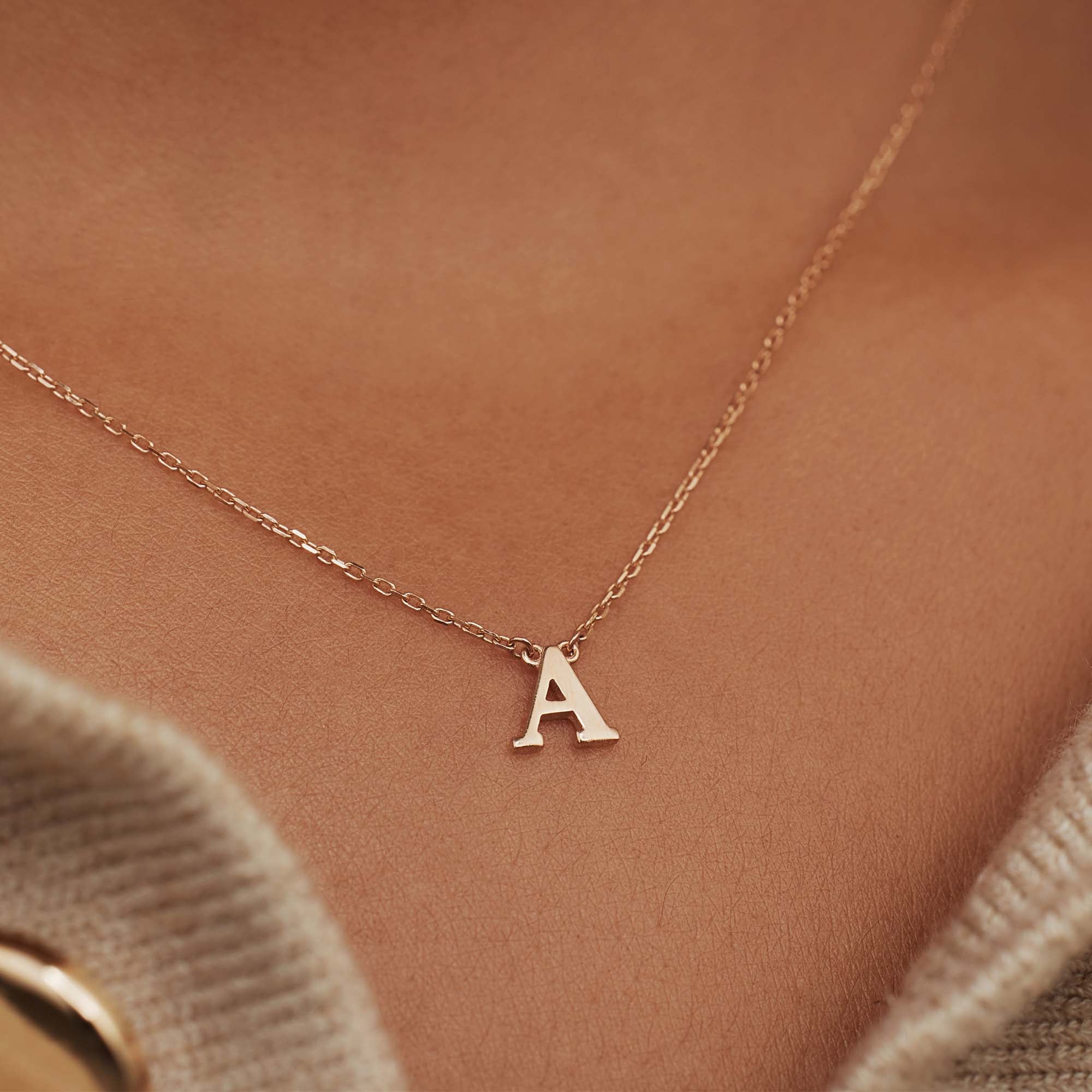 Isabel Bernard La Concorde Chloé 14 Carat Rosegold Initial Necklace IB340062-A