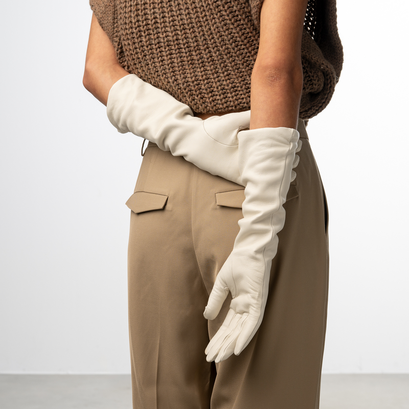 Isabel Bernard Honoré Ines cream goatskin leather gloves IB67005-372-7-zoom-