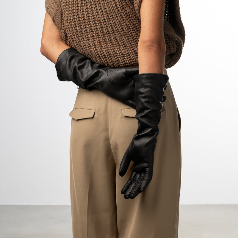 Isabel Bernard Honoré Ines black goatskin leather gloves IB67005-301-6.5-zoom-