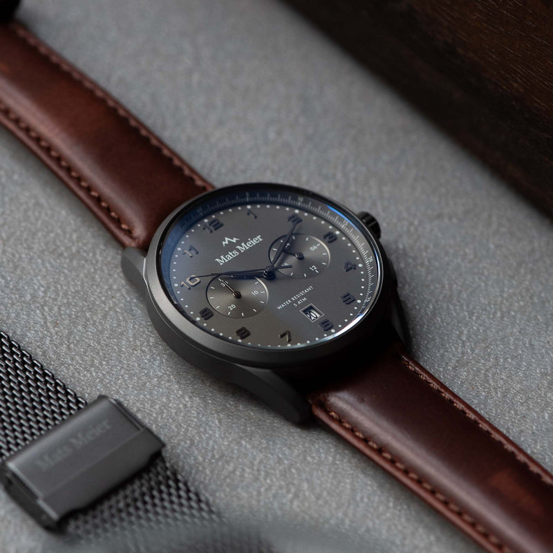 Mats Meier Mont Vélan Chrono Grijs/Brown Watch MM10005-zoom-