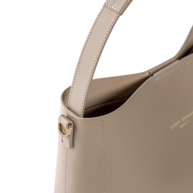 Isabel Bernard Montmartre Béatrice taupe vegetable tanned leather handbag IB25095-378-zoom-