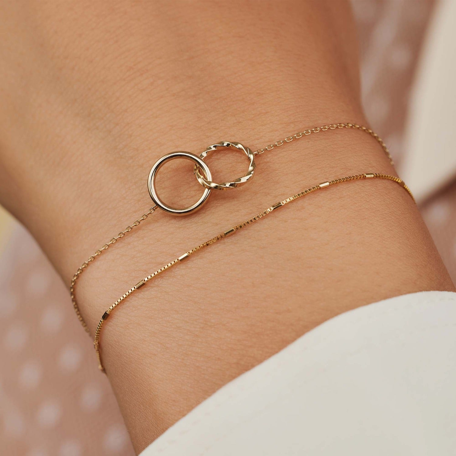 Isabel Bernard Rivoli Lisan 14 Carat Golden Bracelet IB320088