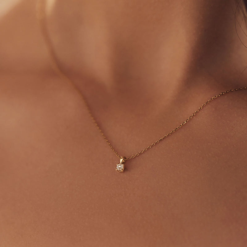 Isabel Bernard De la Paix Celesse 14 Carat Golden Necklace | diamond 0.07 ct | IBD350002-zoom-