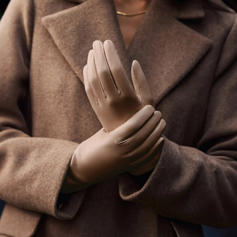 Isabel Bernard Honoré Eleanor taupe goatskin leather gloves IB67000-378-6.5-zoom-
