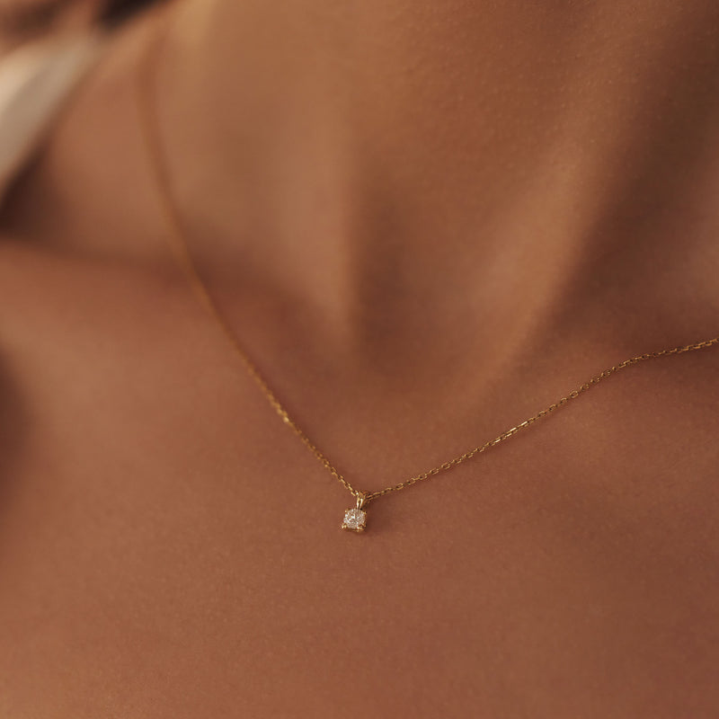 Isabel Bernard De la Paix Christine 14 Carat Golden Necklace | diamond 0.10 ct | IBD350003-zoom-