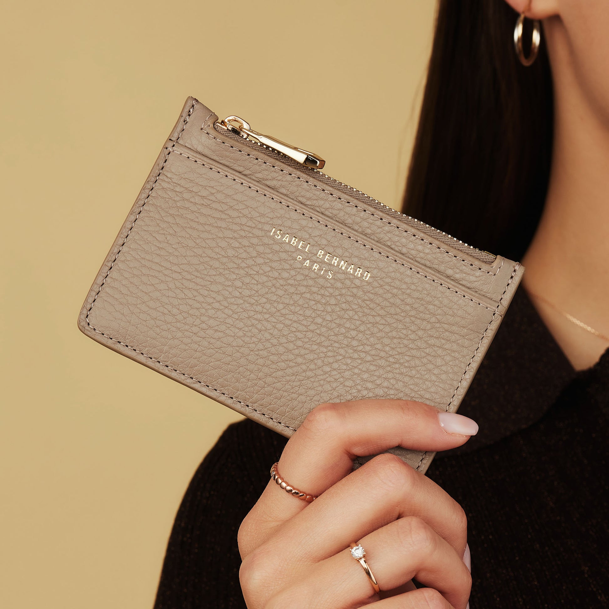 Isabel Bernard Honoré Aveline Taupe Leather Card Holder made of Calfskin IB27017