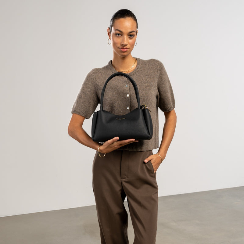 Isabel Bernard Honoré Eve Black Calfskin Leather handbag IB21133-001-zoom-