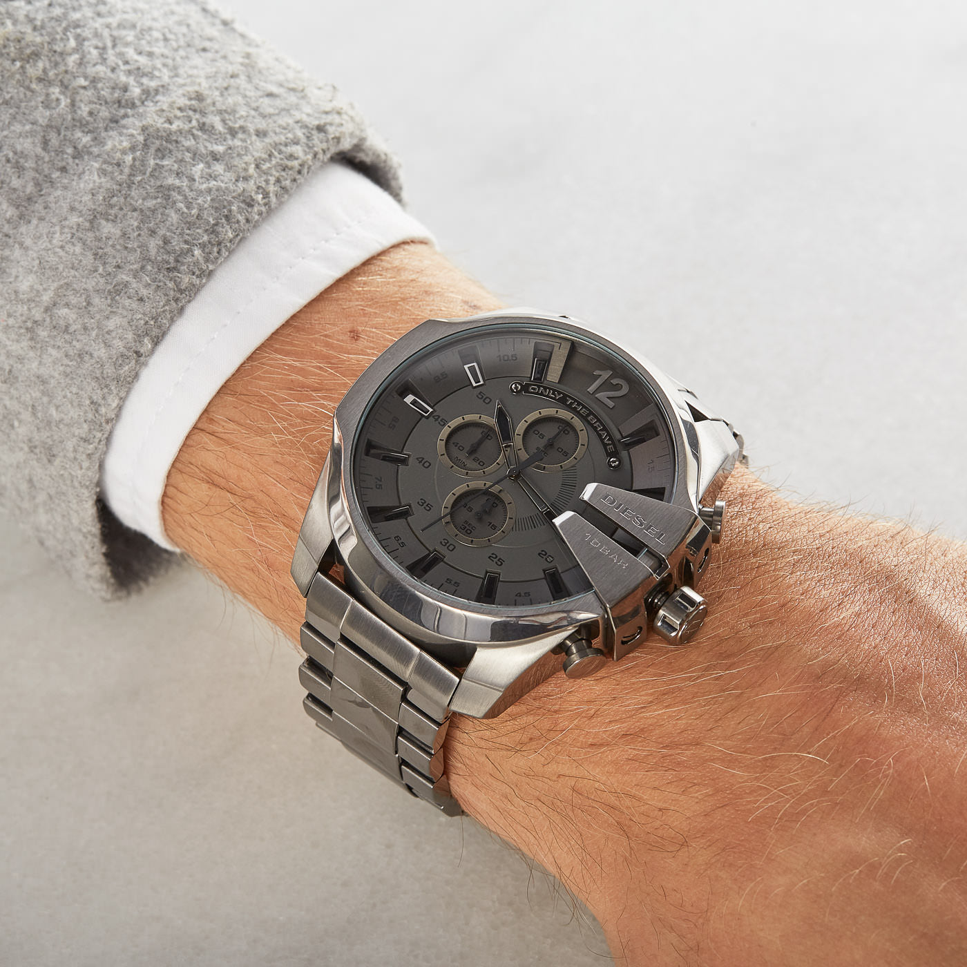 Diesel Mega Chief Grey Watch DZ4282