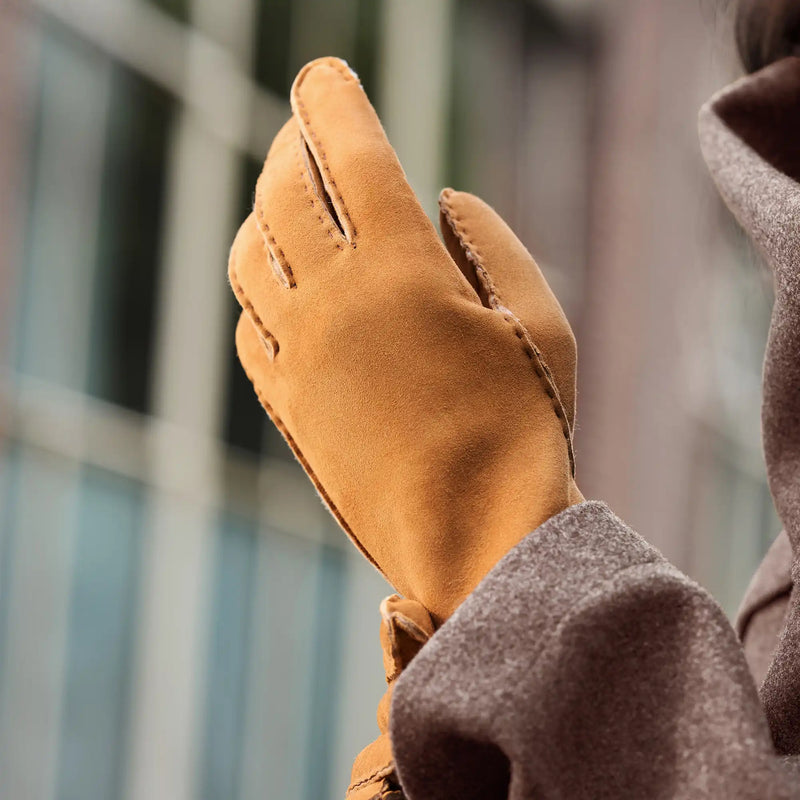 Isabel Bernard Honoré Zenia Cognac Lambskin Gloves IB67003-336-7-zoom-