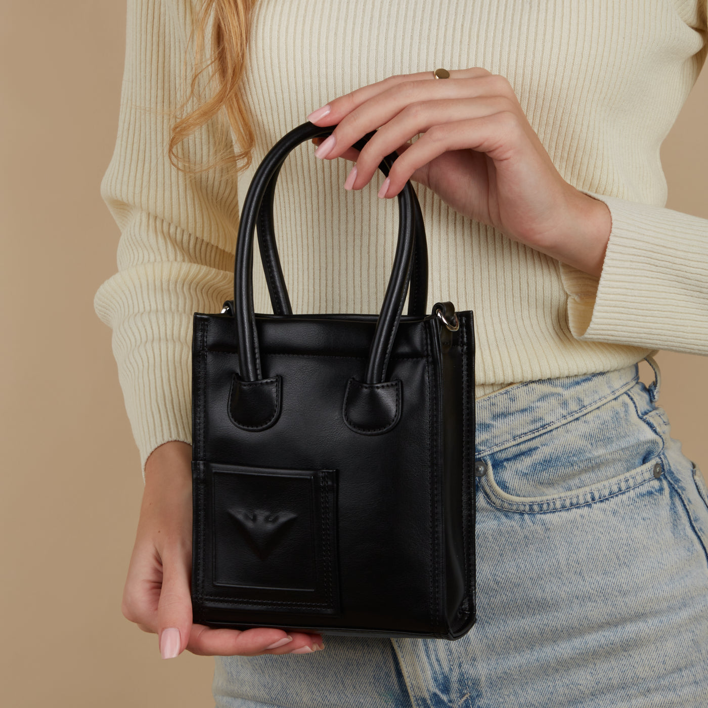 Black Shoulder Bag Y3D272-YWE8E-81386