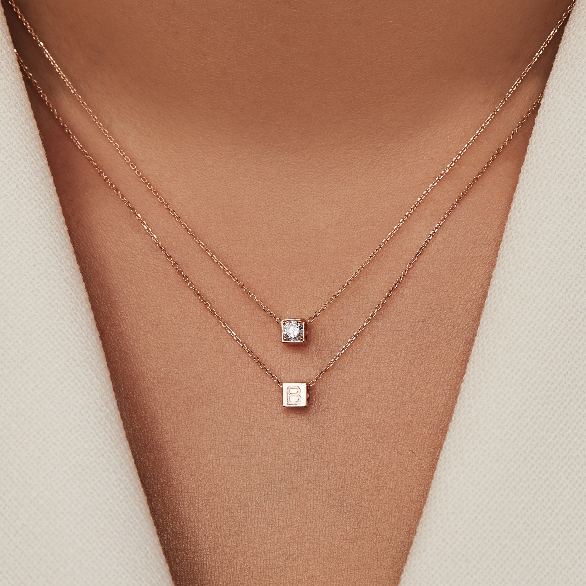 Isabel Bernard La Concorde 14 Karaat Roségouden Kubus Initial Ketting IB340055-Z