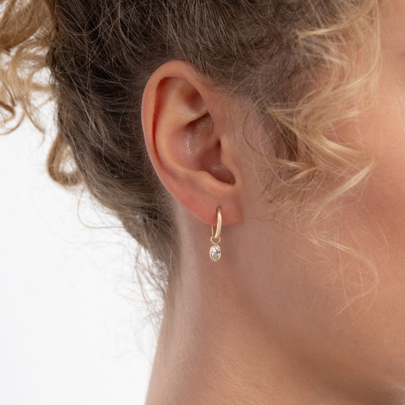 Isabel Bernard Le Marais Sophie 14 Karat Gold Hoop Earrings With Zirconia Stone IB360293-zoom-