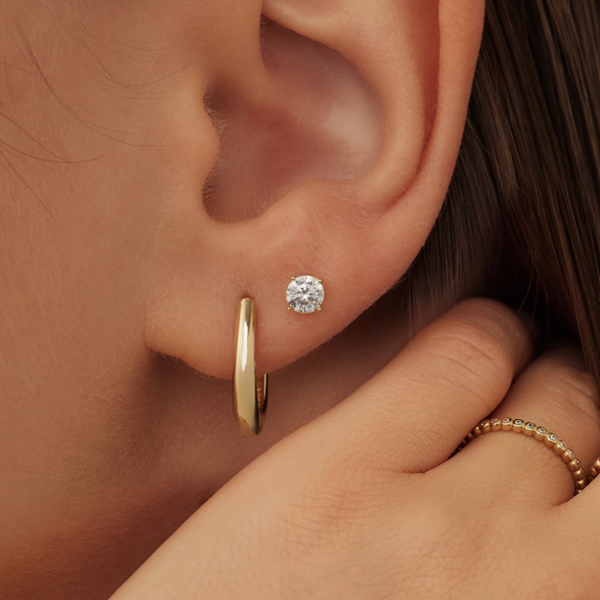 Isabel Bernard Rivoli Maryn 14 Carat Golden Hoop Earrings IB360188
