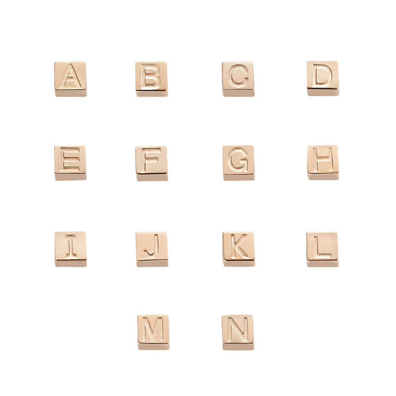 Isabel Bernard La Concorde Felie 14 Carat Rosegold cube Initial Charm IB350047-Z-zoom-