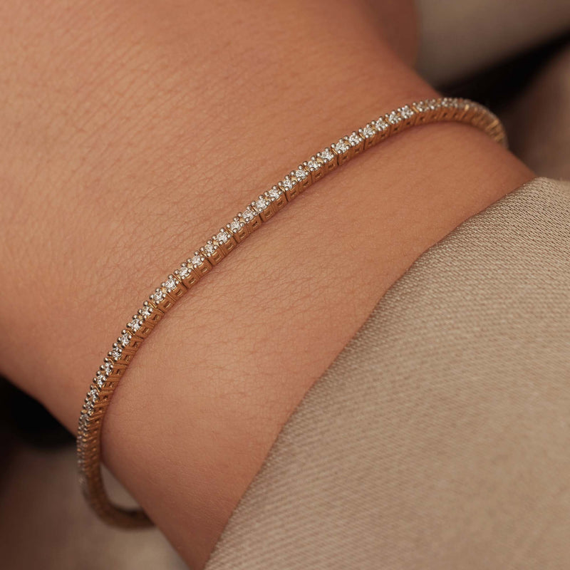 Isabel Bernard De la Paix Madeline 14 Carat Golden Tennis Bracelet | diamond 1.08 ct | IBD320005-zoom-