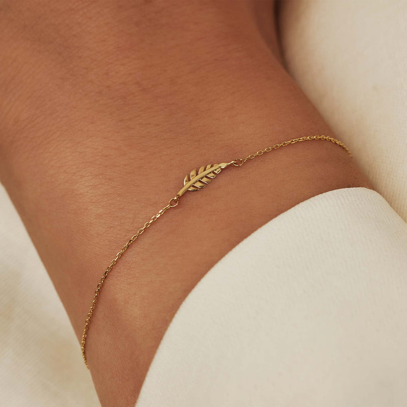 Isabel Bernard Monceau Giselle 14 Carat Golden Bracelet IB320080-zoom-