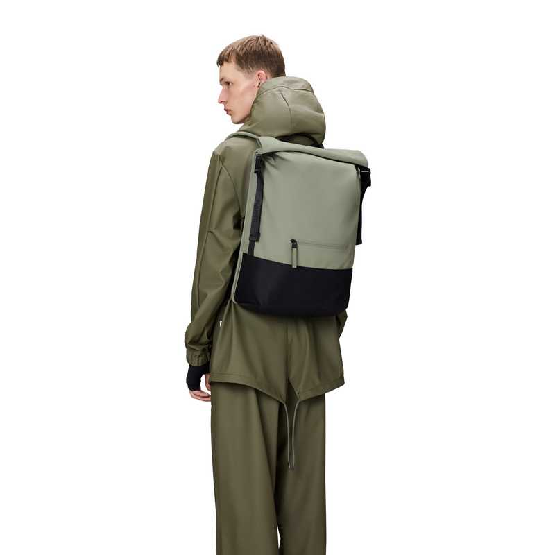 Rains Trail Drift Rolltop Backpack R14320-108-zoom-