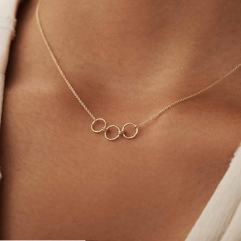 Isabel Bernard Cadeau d'Isabel 14 karat gold necklace and earrings gift set with rings IB90180-zoom-