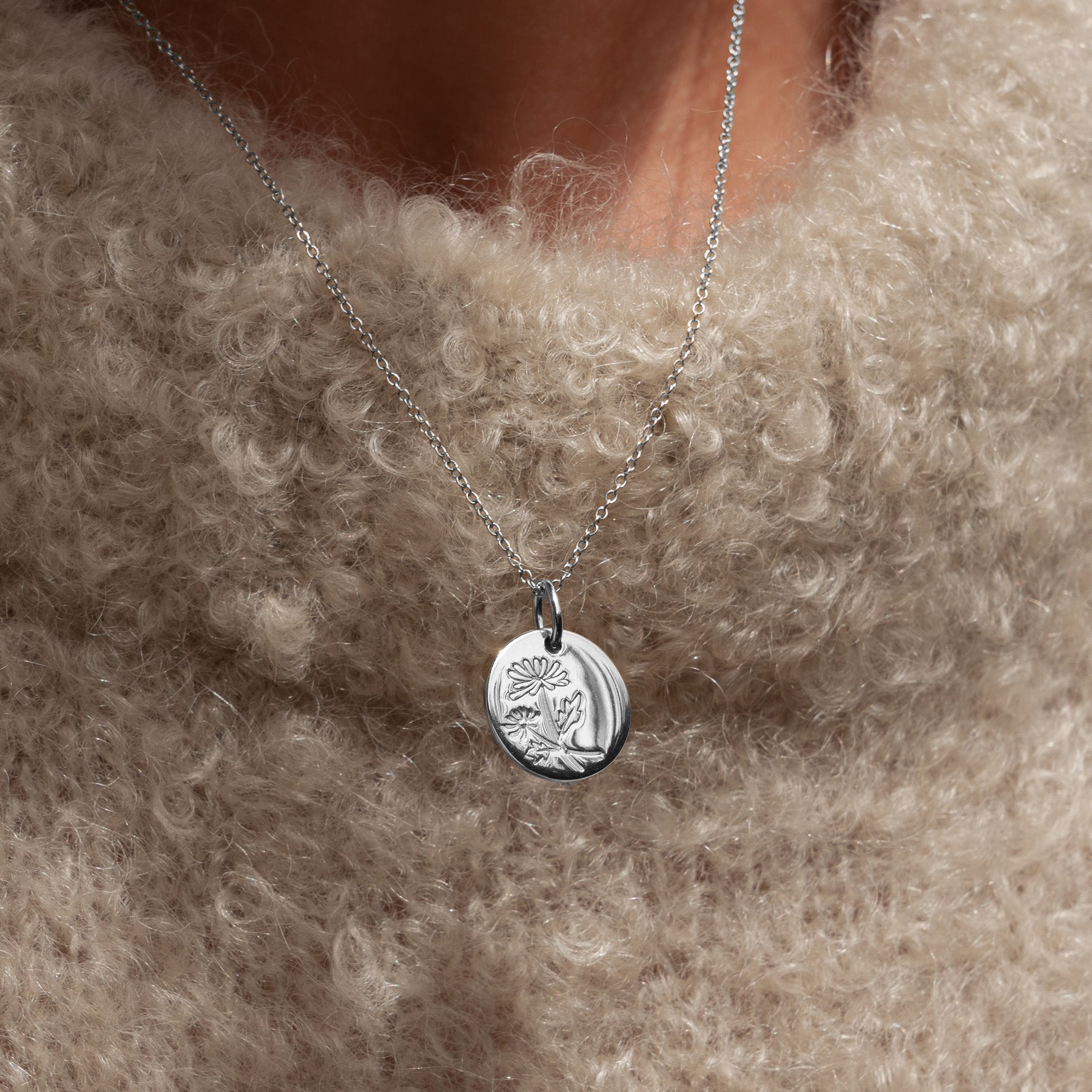 Violet Hamden Venus 925 Sterling Silver Necklace with Birthflower VH340026-SEP