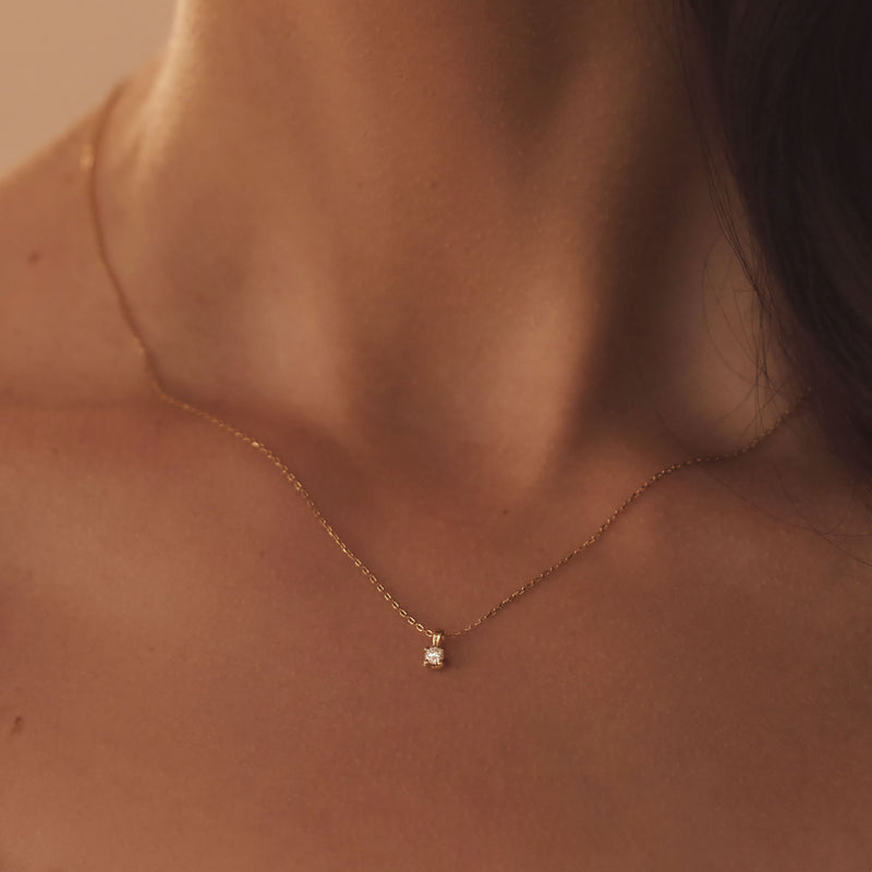 Isabel Bernard De la Paix Celesse 14 Carat Golden Necklace | diamond 0.07 ct | IBD350002-zoom-