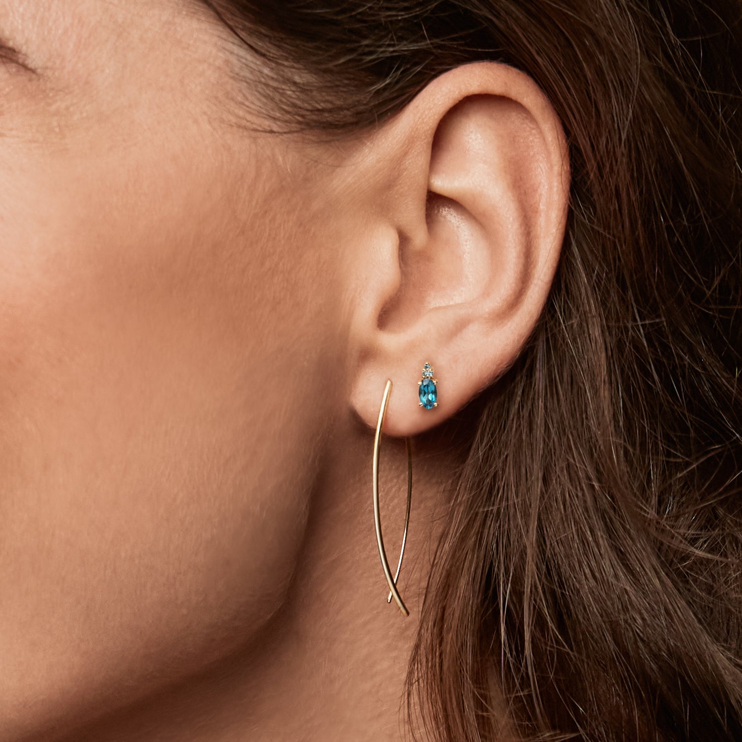 Jackie Gold 14K Golden Ear Studs JKE24.449