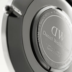 Daniel Wellington Men's Watch and Black Leather Card Holder Giftset DW00590019