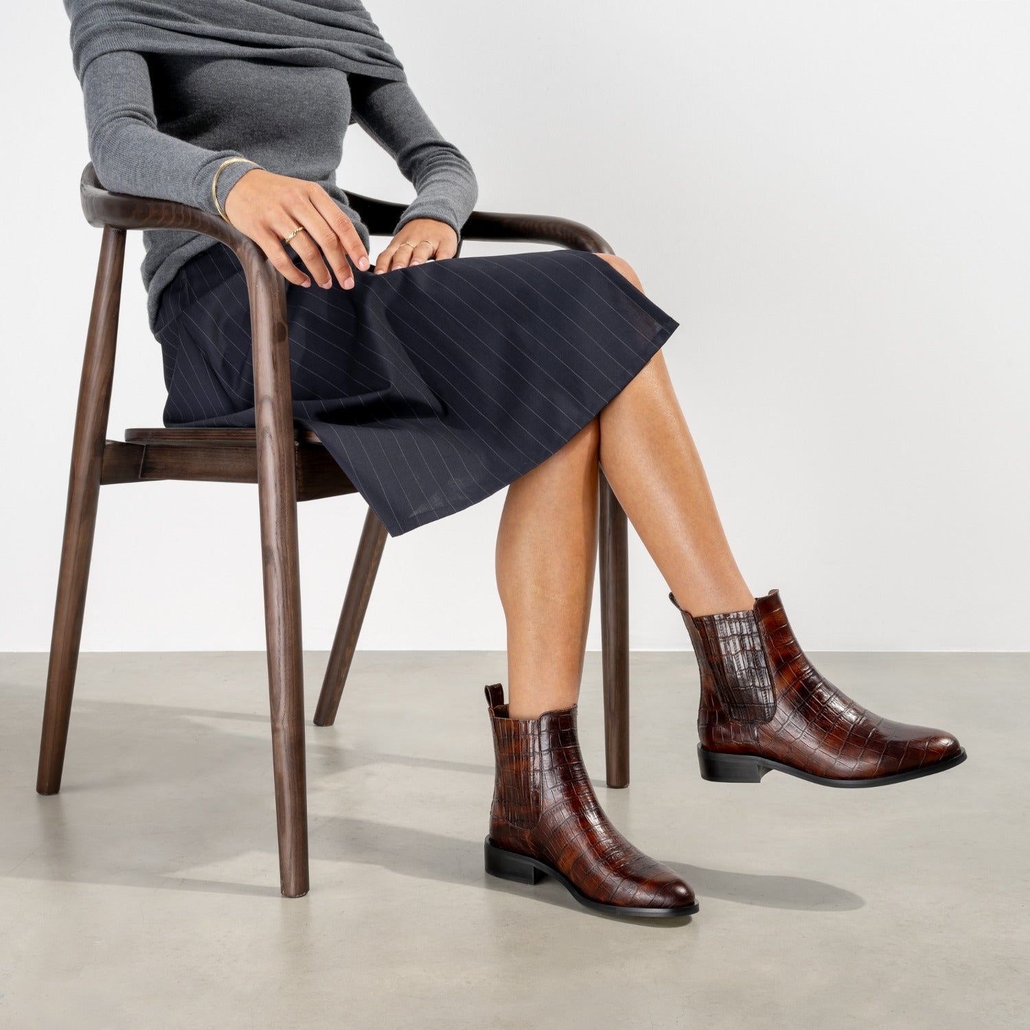 Isabel Bernard Vendôme Chey Croco Brown Calfskin Leather Chelsea Boots IB53012-230-36