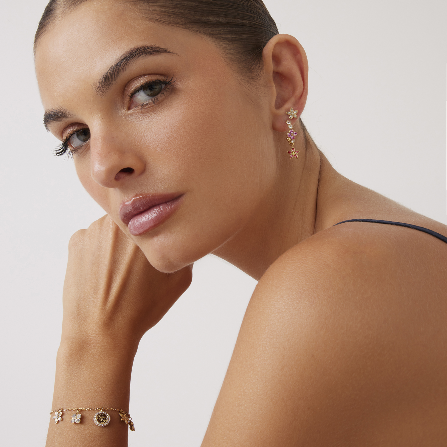 GUESS Secret Garden Gold-Tone Stainless Steel Crystal Flower Stud Earrings JUBE06035JWYGMCT/U GUESS Secret Garden Gold-Tone Stainless Steel Crystal Flower Stud Earrings JUBE06035JWYGMCT/U