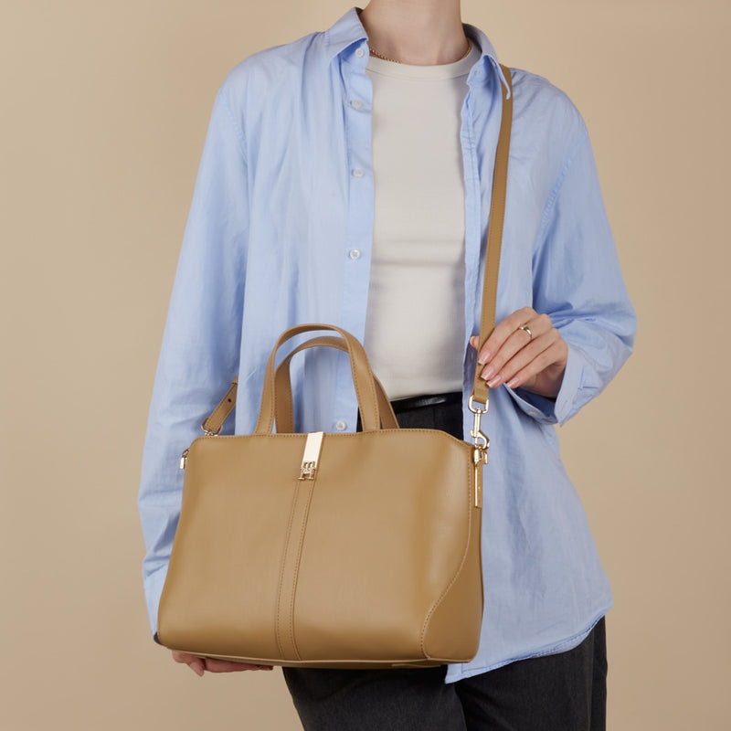Tommy Hilfiger Beige Handbag AW0AW16318RBL-zoom-