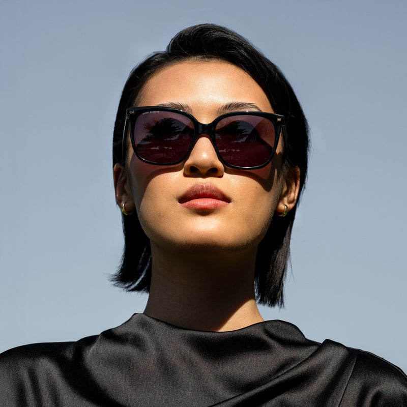 Isabel Bernard La Villette Raison Black Vierkante Sunglasses IB400007-01-01-zoom-