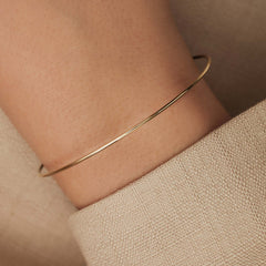 Isabel Bernard Cour d'Honneur Adora 14 Carat Golden Bangle IB320109