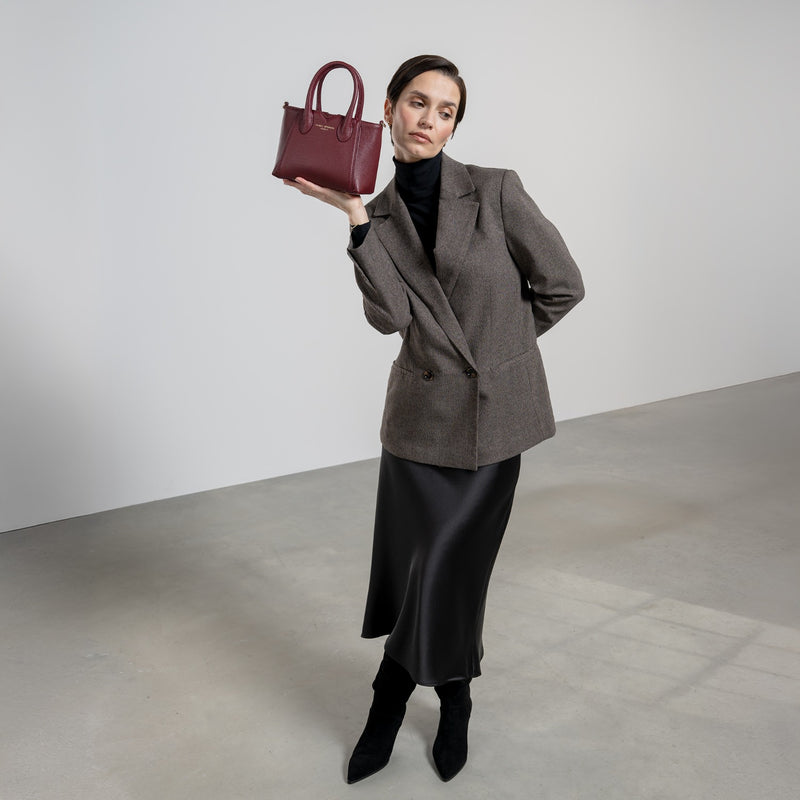 Isabel Bernard Honoré Cloe Mini Bordeaux Calfskin Leather Handbag IB21124-052-zoom-