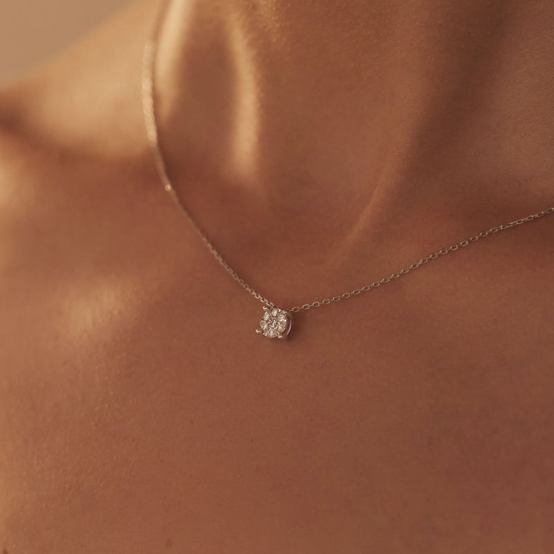 Isabel Bernard De la Paix Hanaé 14 Carat Whitegold Necklace | diamond 0.14 ct | IBD350010-zoom-