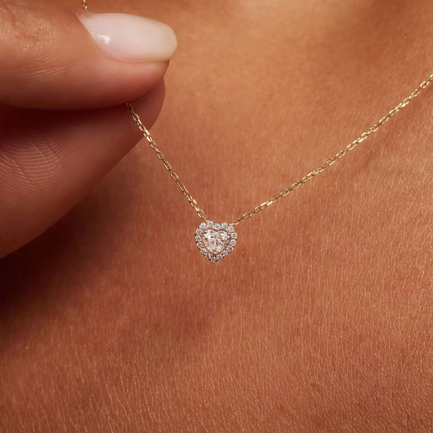 Isabel Bernard De la Paix Amore 14 karat gold necklace with diamond 0.14 carat IBD350024