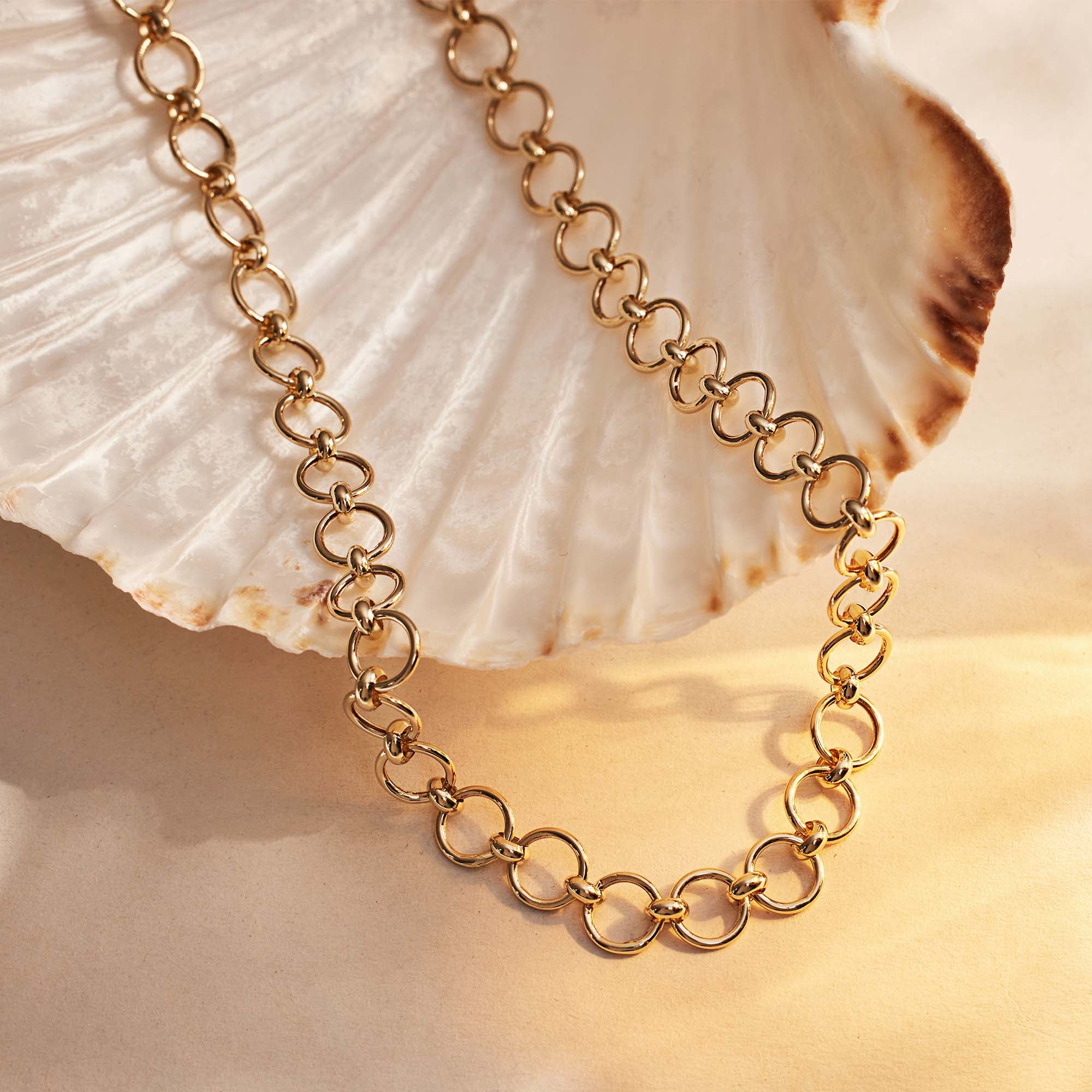Isabel Bernard Belleville Axelle 14 Carat Golden Schakel Necklace IB340163
