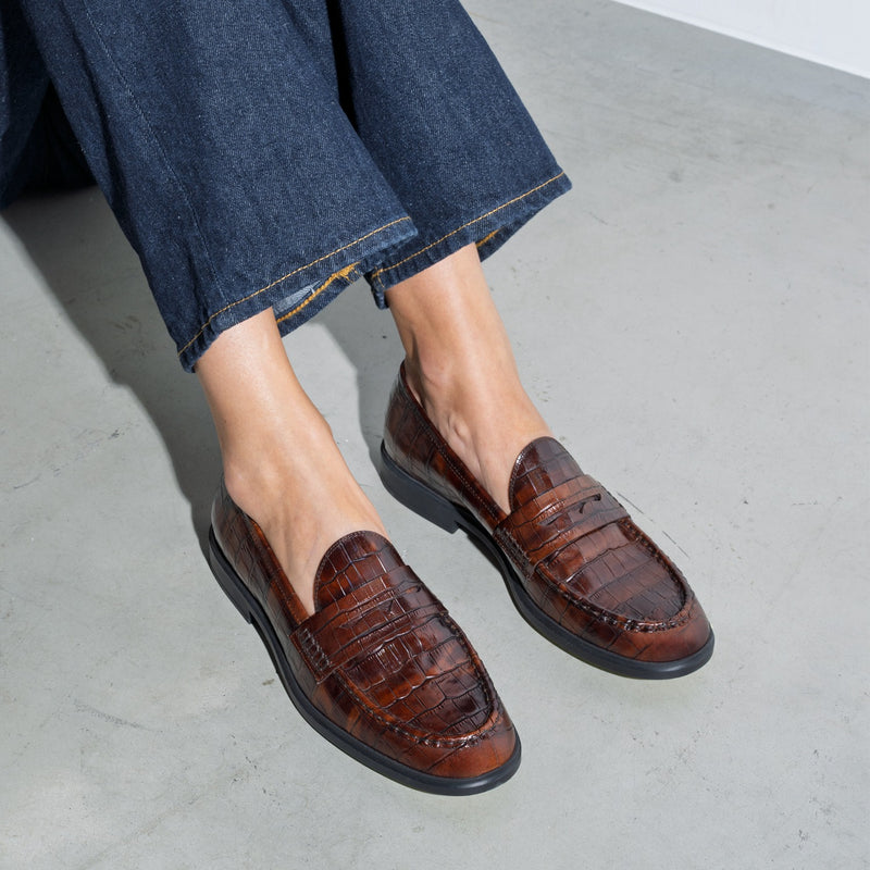 Isabel Bernard Vendôme Blandine croco brown calfskin leather loafers IB51015-230-37-zoom-
